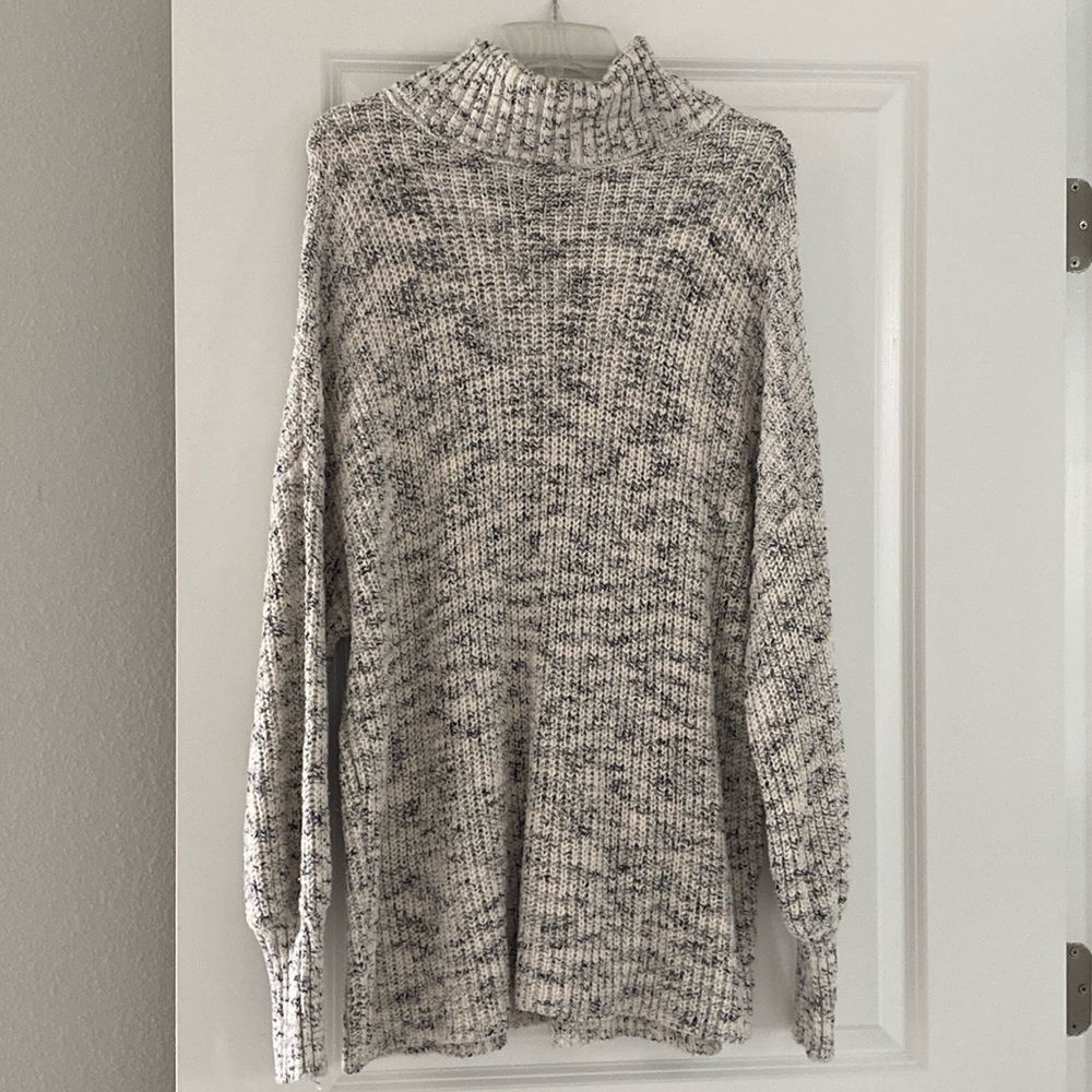 Aerie Offline oversized Turtleneck Sweater - Medium M
